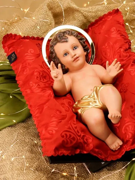 Menino Jesus Amor Divino 32 cm com almofada e manjedoura